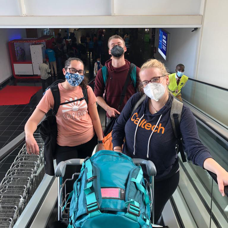 Sidney, Sam, and I upon arrival in Praia, Cabo Verde. Tired after a long few days of traveling but excited to be in Praia! Photo by Jade Sauvé.