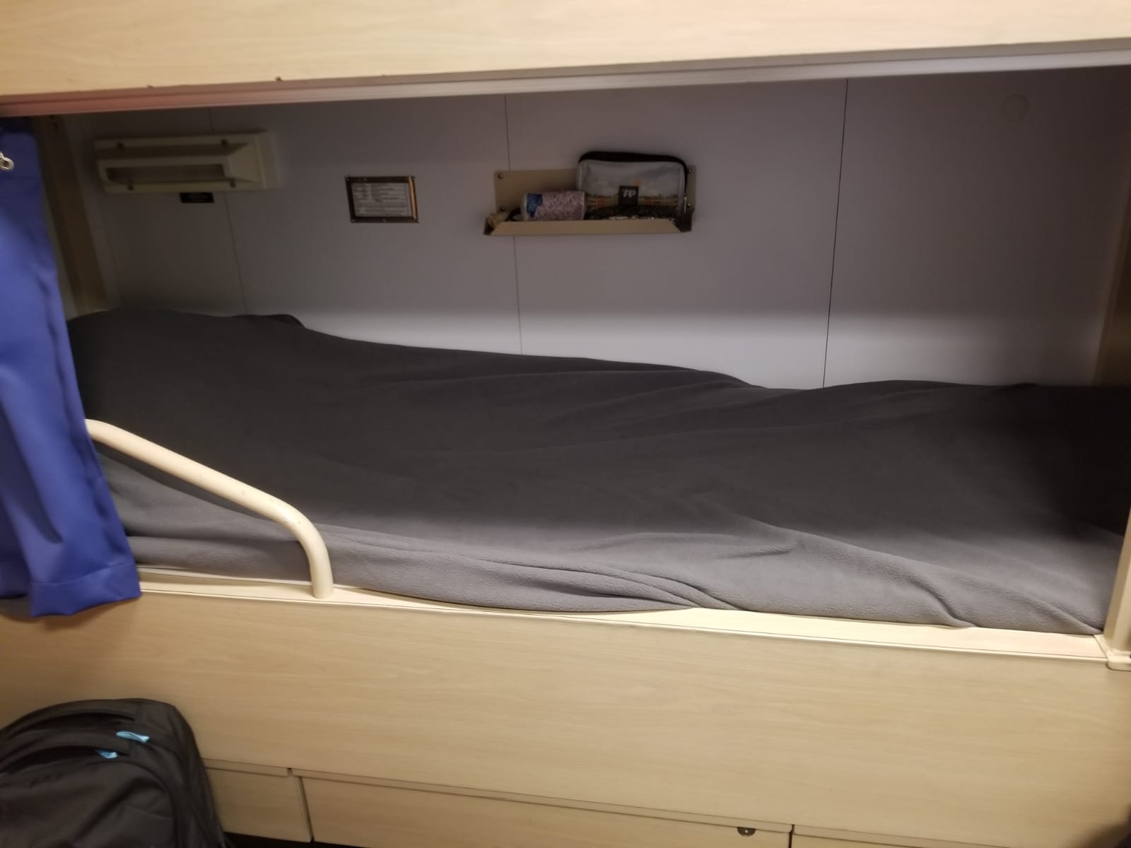 Bunk aboard the R/V Roger Revelle. Photo by Sidney Wayne