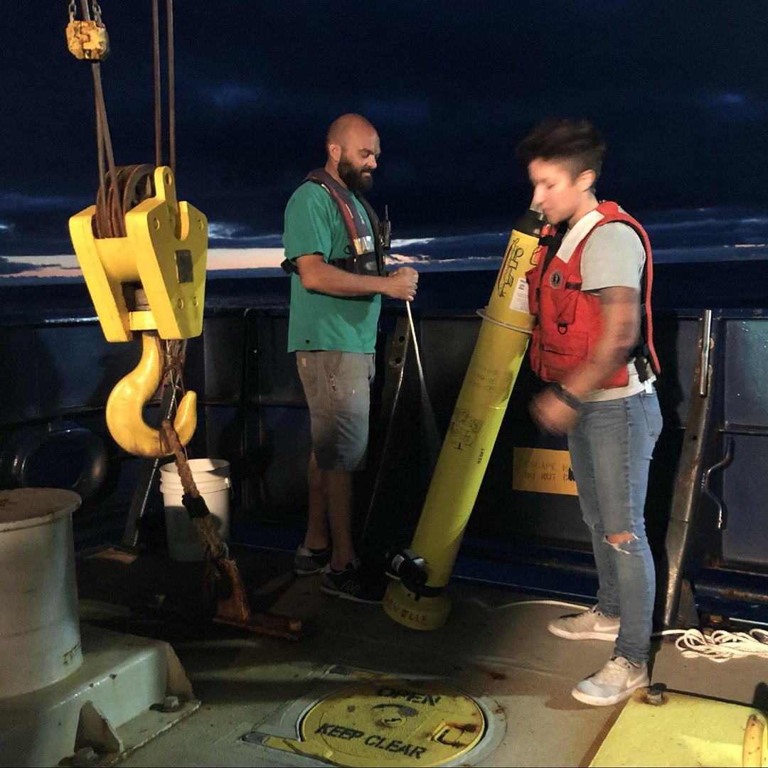 Josh Manger (left) and Vic Dana (right) are deploying the Elgin Eagle. Photo Credit: Mariana Aguirre Nunes