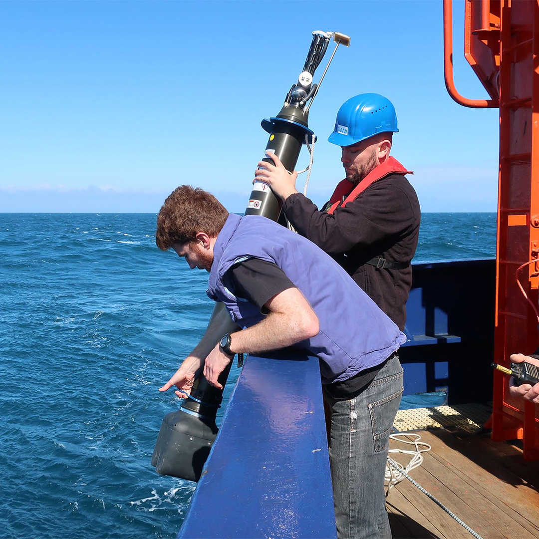 Deploying a black Navis float from the RV Polarstern during the 2018-19 PS117 SOCCOM Expedition; Photo by Paul Chamberlain