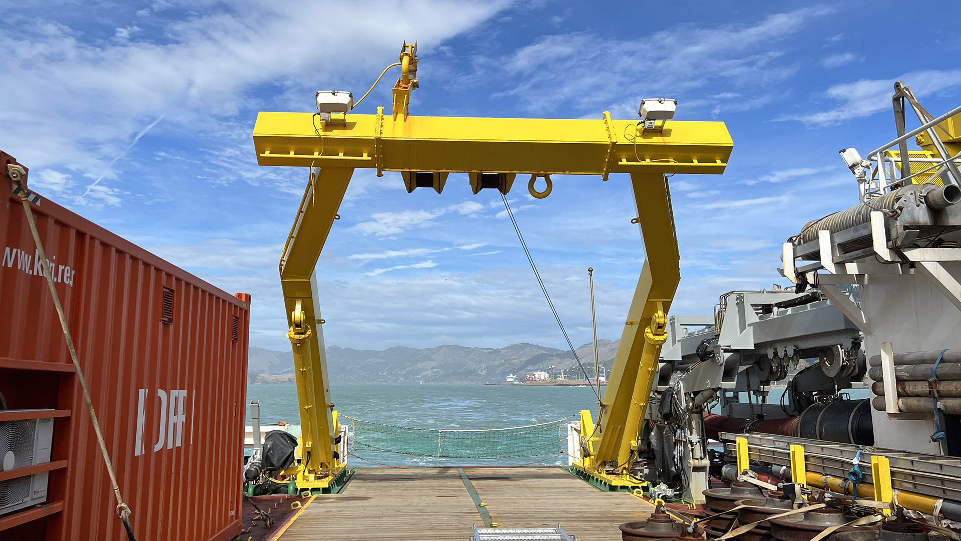 image of A frame on back of RV Araon as ship leaves dock