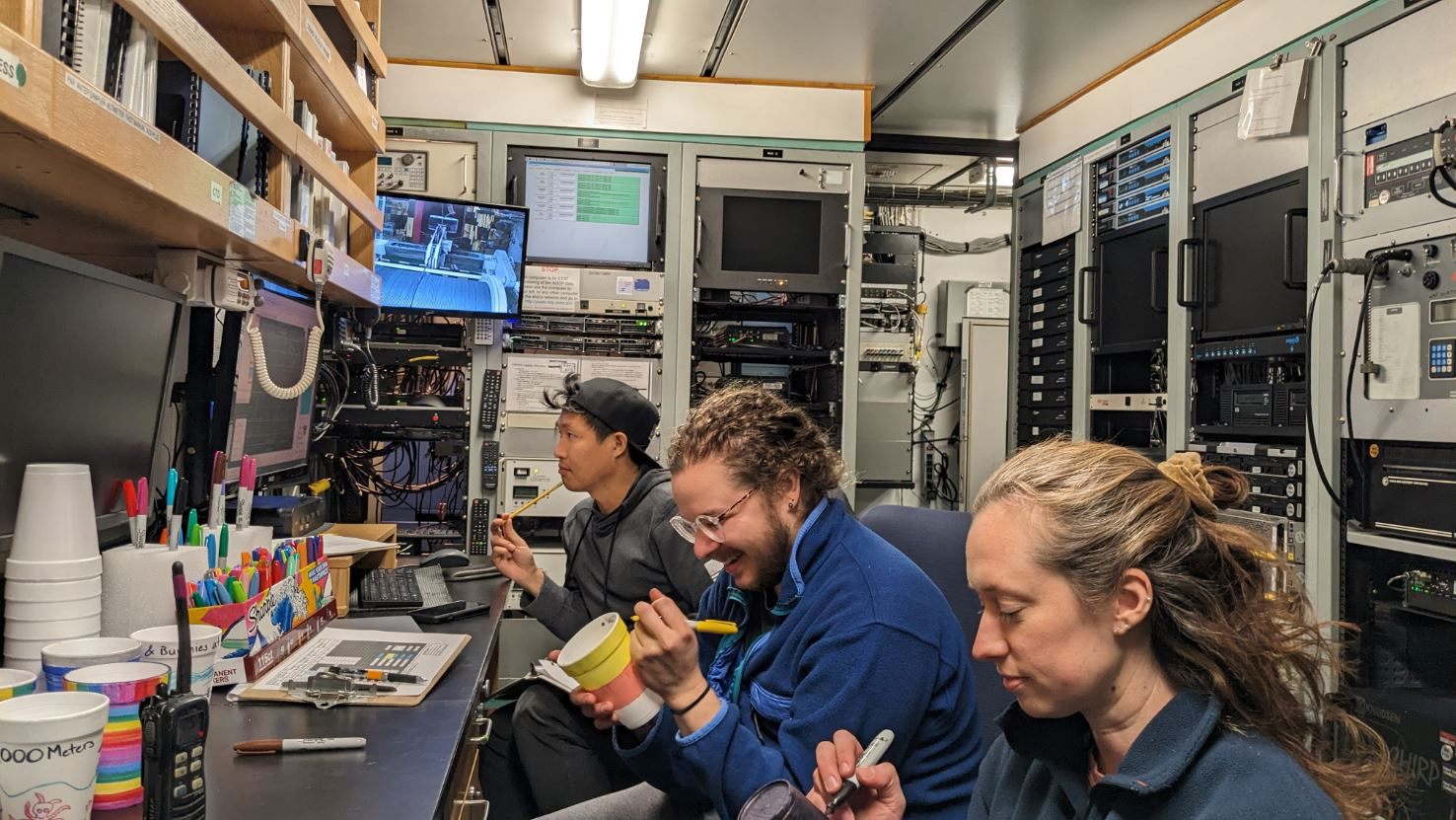 Decorating styrofoam cups on the RVIB Palmer